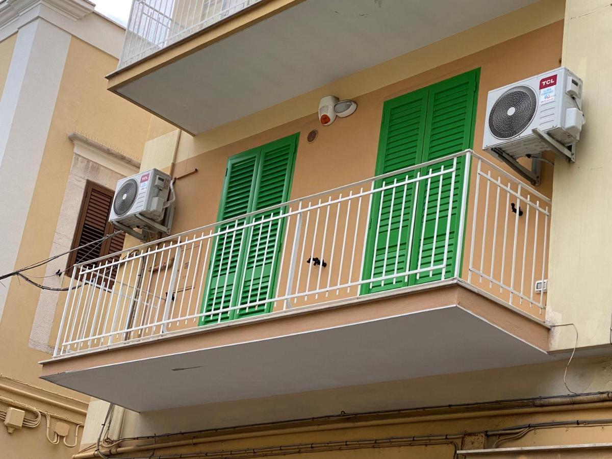 Lo Scalo Apartment Molfetta Exteriör bild